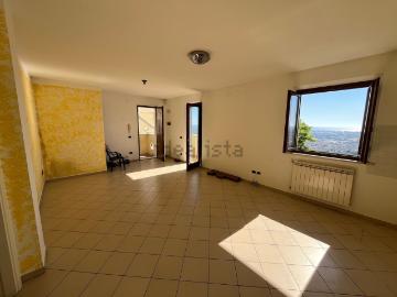 Appartamento in vendita a Bargana - Balcone