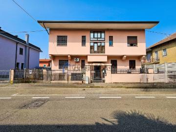 Appartamento in vendita di 78 m² in Via dei Cacciatori, 22