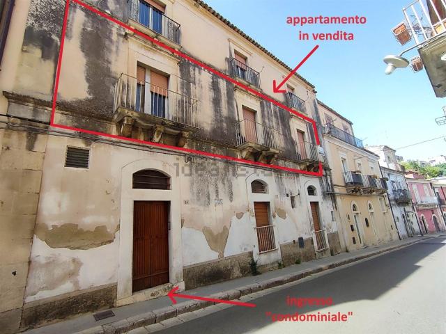 Appartamento in vendita di 78 m² in Via del Mercato, 34
