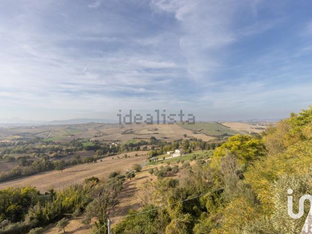 Appartamento in vendita di 78 m² in Via della Rocca