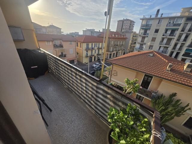 Appartamento in vendita di 78 m² in Via della Stazione, 183