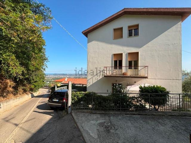 Appartamento in vendita di 78 m² in Via di Santa Maria
