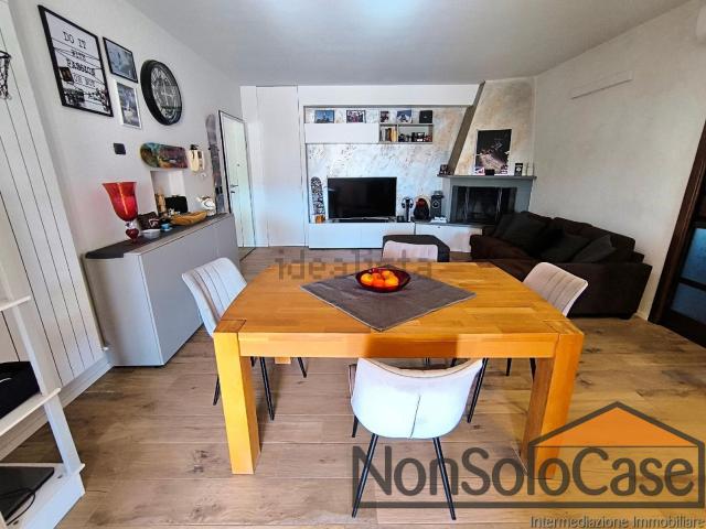 Appartamento in vendita di 78 m² in Via Giuseppe Dossetti