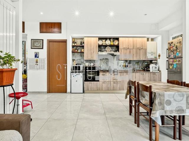 Appartamento in vendita di 78 m² in Via Leone Tolstoi