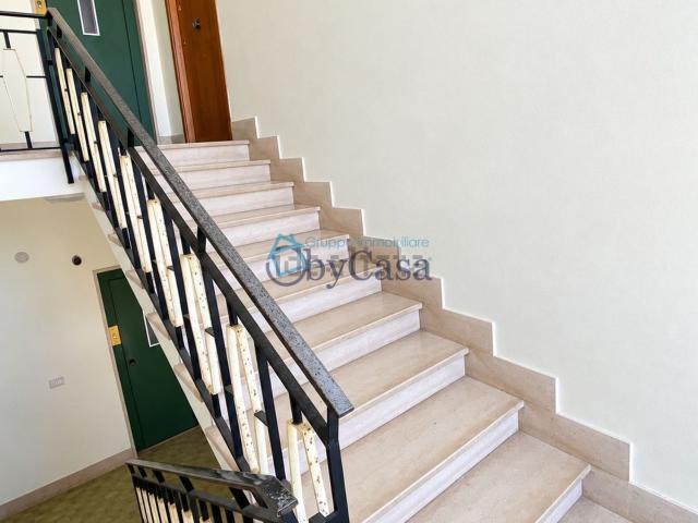 Appartamento in vendita di 78 m² in Via Napoli, 126