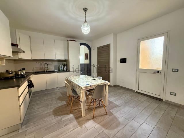 Appartamento in vendita di 78 m² in Via Provinciale Superiore, 106