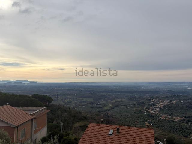 Appartamento in vendita di 78 m² in Via Rieti