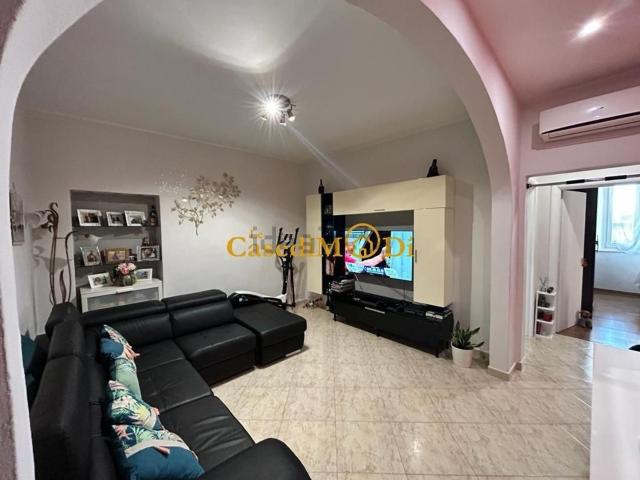 Appartamento in vendita di 78 m² in Via Scali delle Cantine, 32
