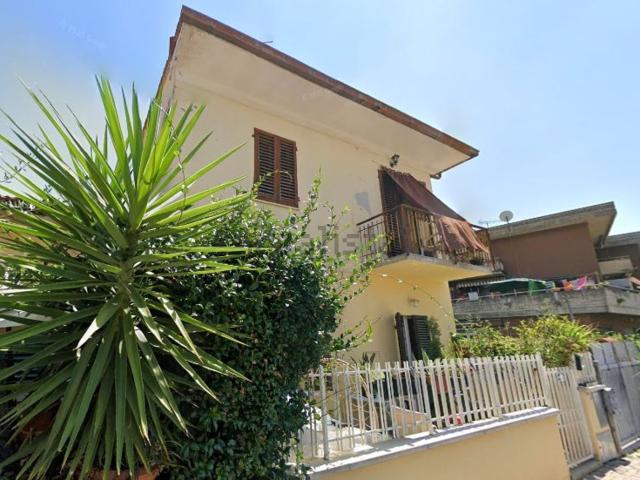 Appartamento in vendita di 78 m² in Via Silvio Pellico, 8
