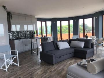 Appartamento in vendita di 78 m² in Viale del Tirreno, 78