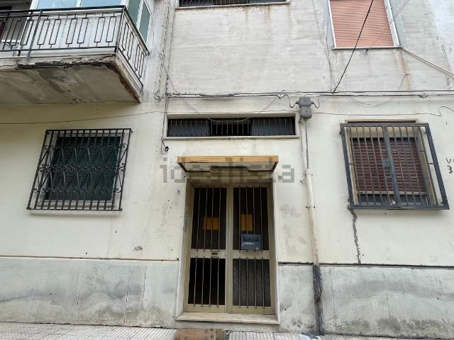 Appartamento in vendita di 78 m² in Viale Gazzi, 1