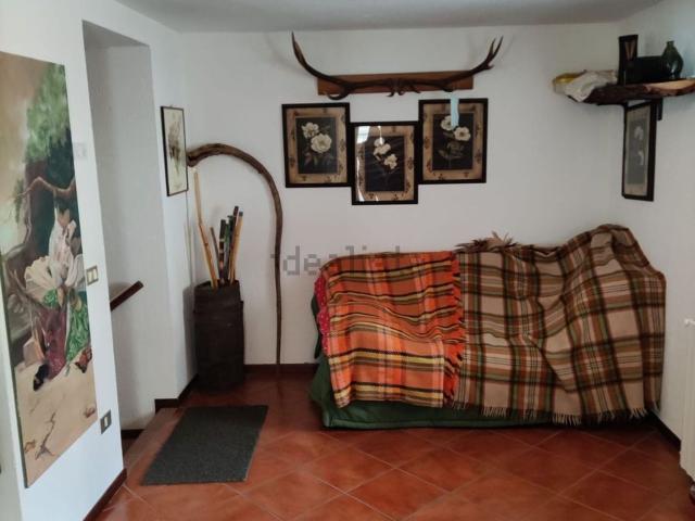 Appartamento in vendita di 79 m² in Frazione Morge, 17