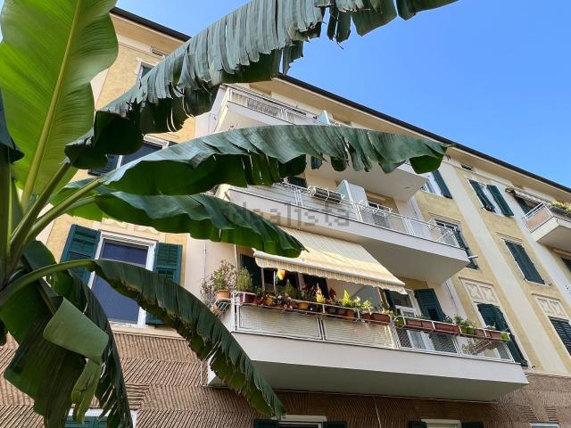 Appartamento in vendita di 79 m² in Via Ugo Foscolo, 28