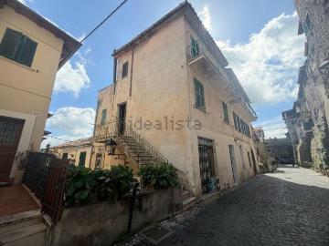 Appartamento in vendita di 79 m² in Via Alfredo Baccelli, 113