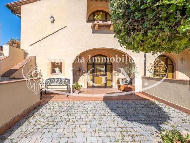 Appartamento in vendita di 79 m² in Via Allori