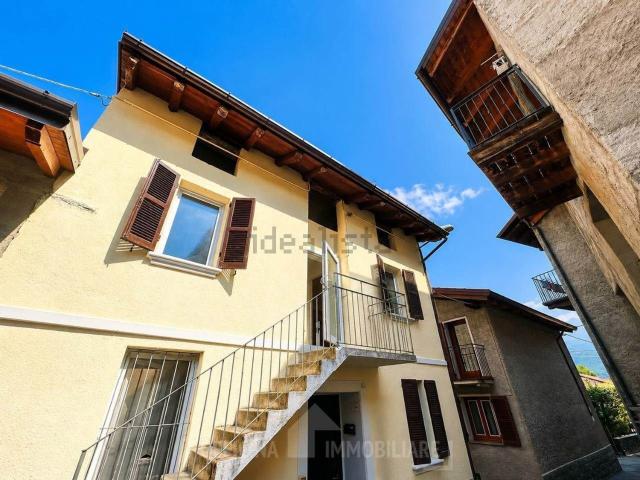 Appartamento in vendita di 79 m² in Via Coseggio di Mezzo, 229