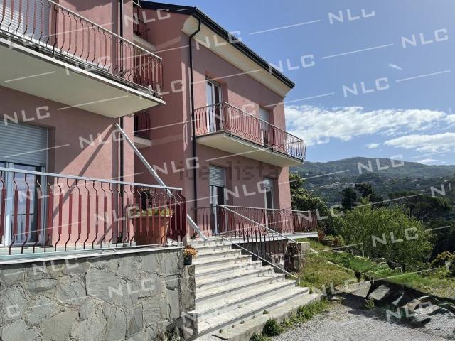 Appartamento in vendita di 79 m² in Via degli Ulivi