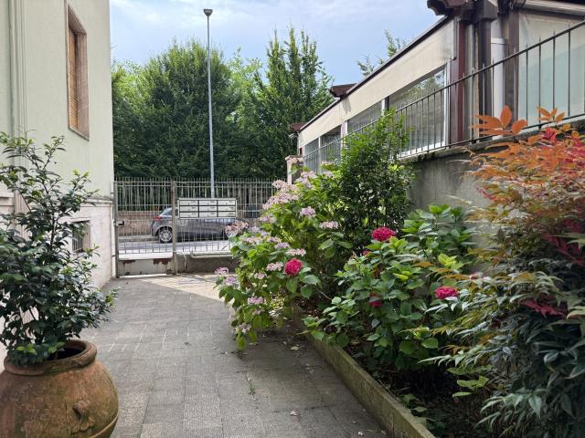 Appartamento in vendita di 79 m² in Via Francesco Nullo