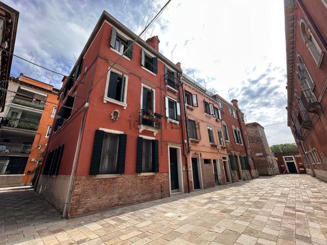 Appartamento in vendita di 79 m² in Via Giuseppe Garibaldi