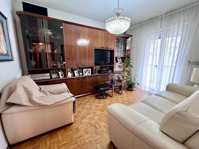 Appartamento in vendita di 79 m² in Via Parma, 72