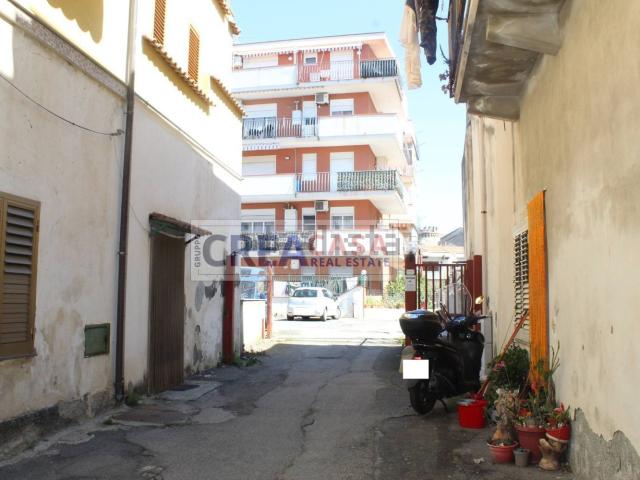 Appartamento in vendita di 79 m² in Via Sparagonà, 10