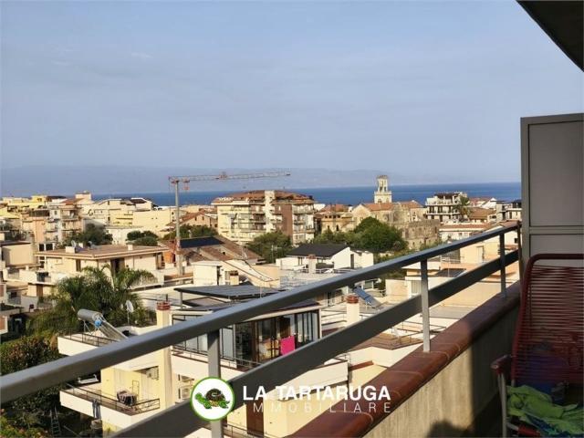 Appartamento in vendita di 79 m² in Via Sparagonà, 116