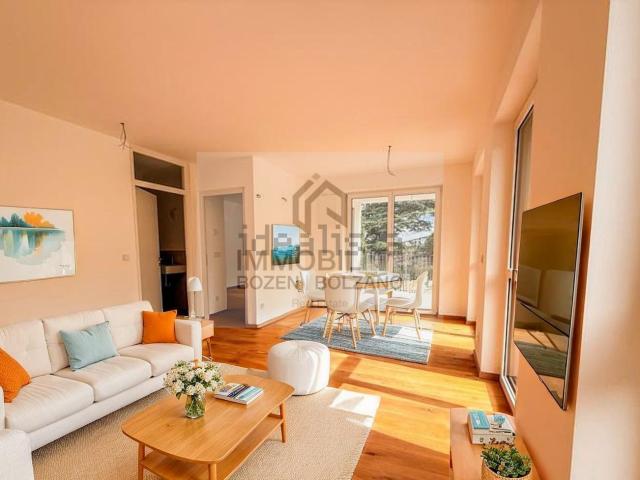 Appartamento in vendita di 83 m² in Piazza della Chiesa, 5