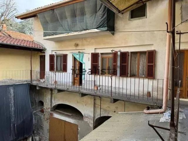 Appartamento in vendita di 83 m² in Piazza Parrocchiale, 12