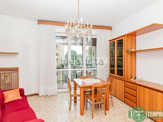 Appartamento in vendita di 83 m² in Via Trieste, 12