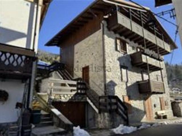 Appartamento in vendita di 83 m² in Via Udine, 35