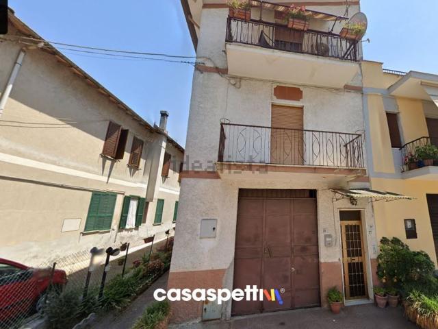 Appartamento in vendita di 83 m² in Via Achille Grandi, 61