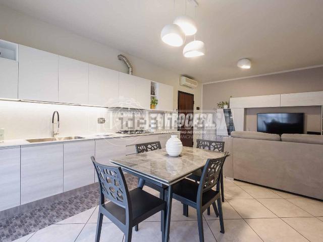 Appartamento in vendita di 83 m² in Via Aosta, 70