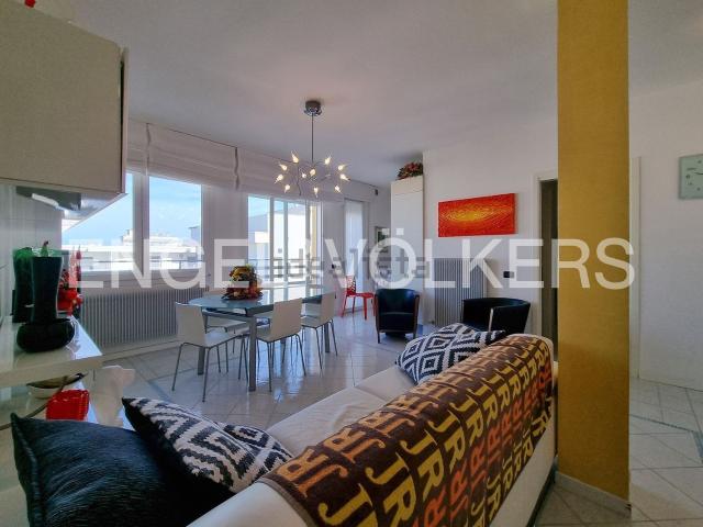 Appartamento in vendita di 83 m² in Via Andrea Bafile 2° Accesso al Mare, 6