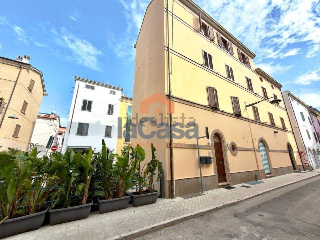 Appartamento in vendita di 83 m² in Via Aspromonte, 18