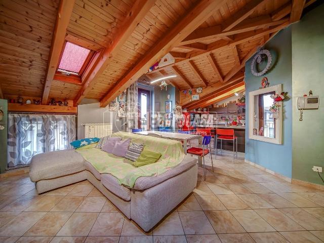 Appartamento in vendita di 83 m² in Via Campo dei Fiori, 18