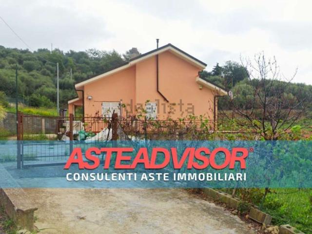 Appartamento in vendita di 83 m² in Via Case Sparse, 6