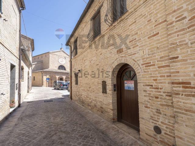 Appartamento in vendita di 83 m² in Via dei Cappuccini, 1