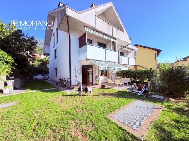Appartamento in vendita di 83 m² in Via della Villa