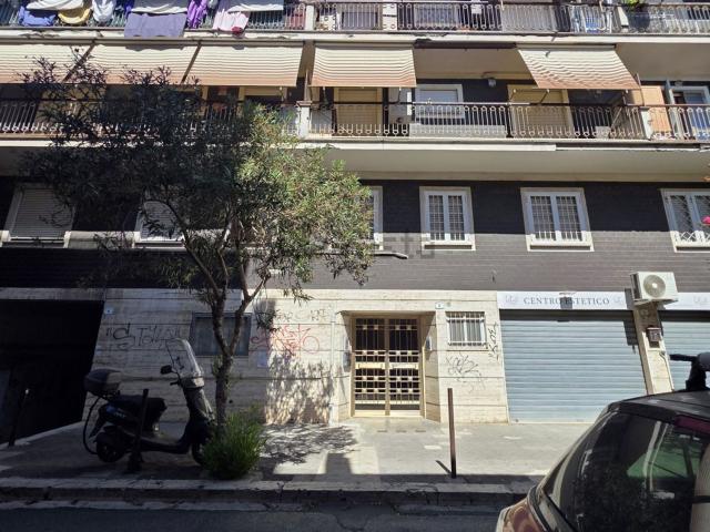 Appartamento in vendita di 83 m² in Via della Libertà, 6