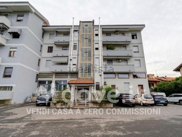Appartamento in vendita di 83 m² in Via della Resistenza, 18