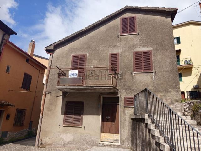 Appartamento in vendita di 83 m² in Via delle Cascine
