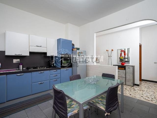 Appartamento in vendita di 83 m² in Via Fratelli Cervi