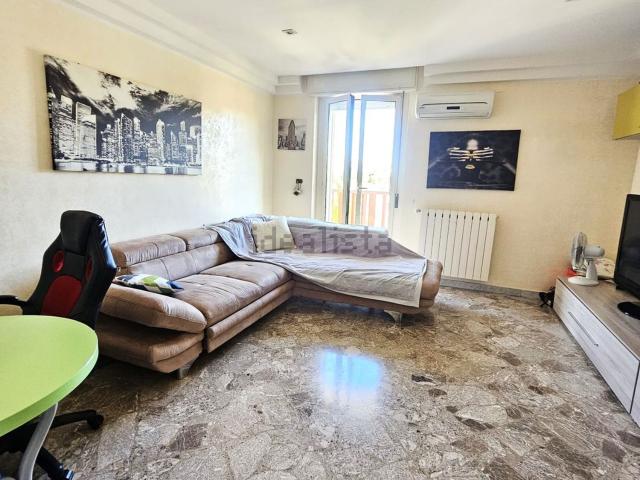 Appartamento in vendita di 83 m² in Via G. Deledda