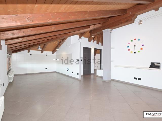 Appartamento in vendita di 83 m² in Via Galileo Galilei, 3