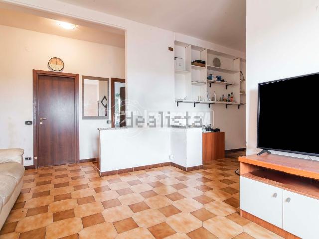 Appartamento in vendita di 83 m² in Via Giovanni Pascoli, 10