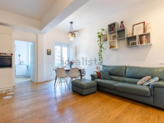 Appartamento in vendita di 83 m² in Via Giacinto de Vecchi Pieralice
