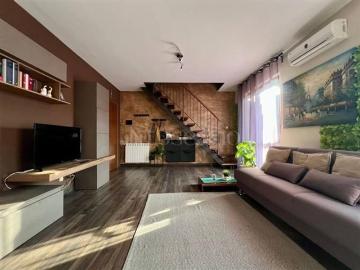 Appartamento in vendita di 83 m² in Via Gravina