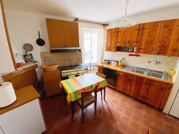 Appartamento in vendita di 83 m² in Via Guiseppe Garibaldi Vico II, 4