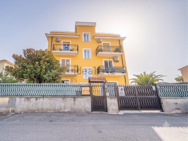 Appartamento in vendita di 83 m² in Via Montottone