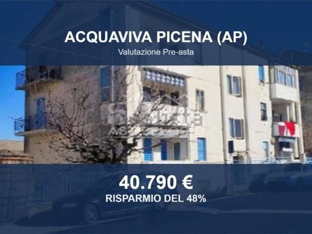 Appartamento in vendita di 83 m² in Via Roma, 38